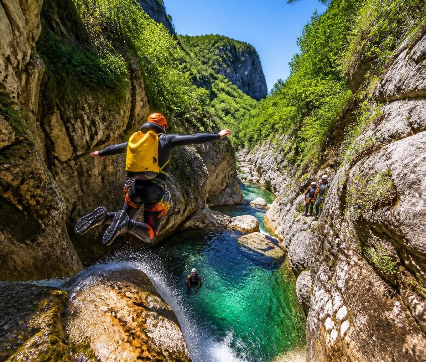 découvrez les meilleurs sites de canyoning à moins de 2 heures de toulouse pour une aventure sportive inoubliable en pleine nature.