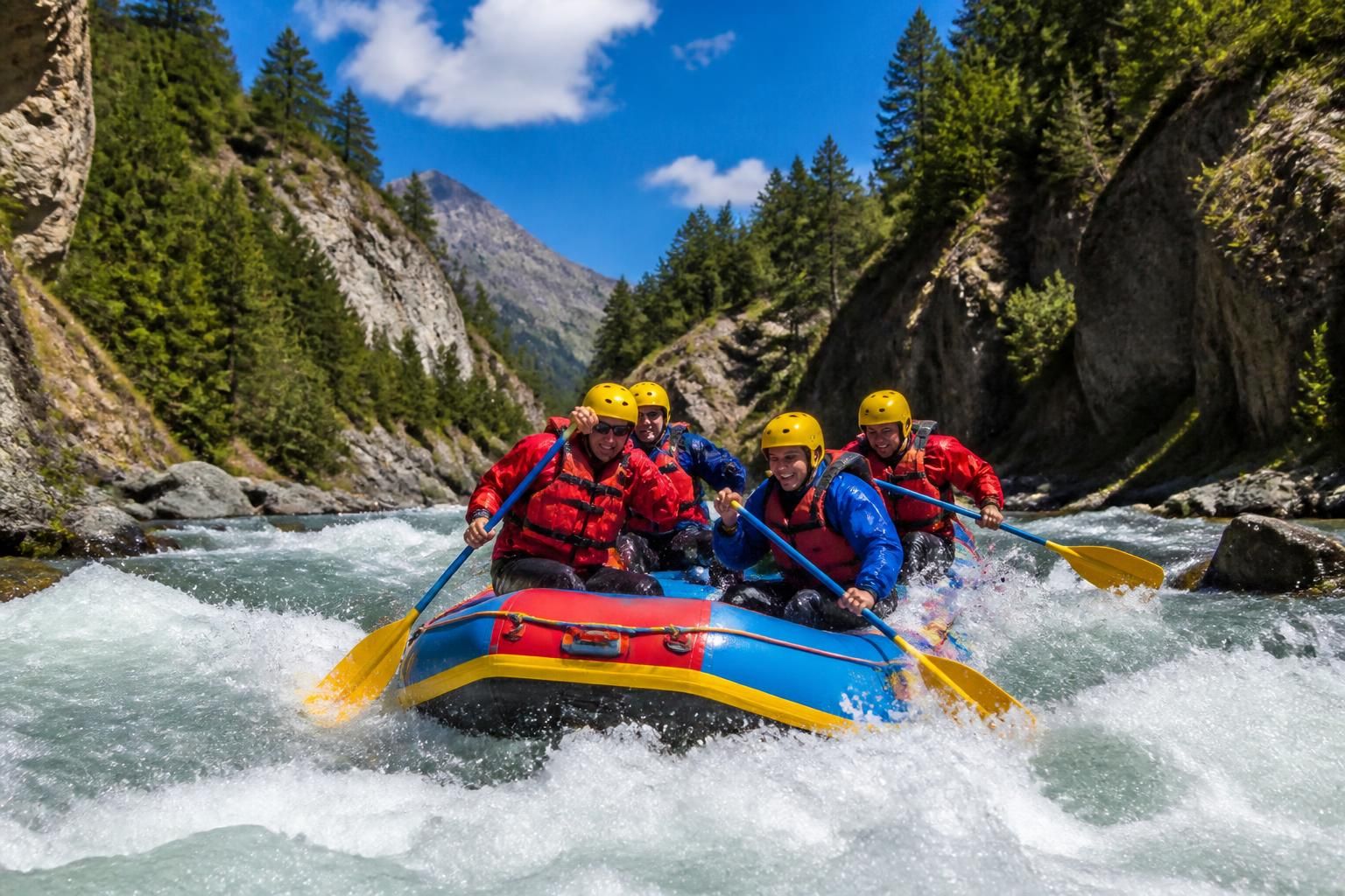 découvrez le rafting à serre chevalier et vivez une aventure excitante en descendant la guisane, idéale pour tous les amateurs de sensations fortes et de nature.