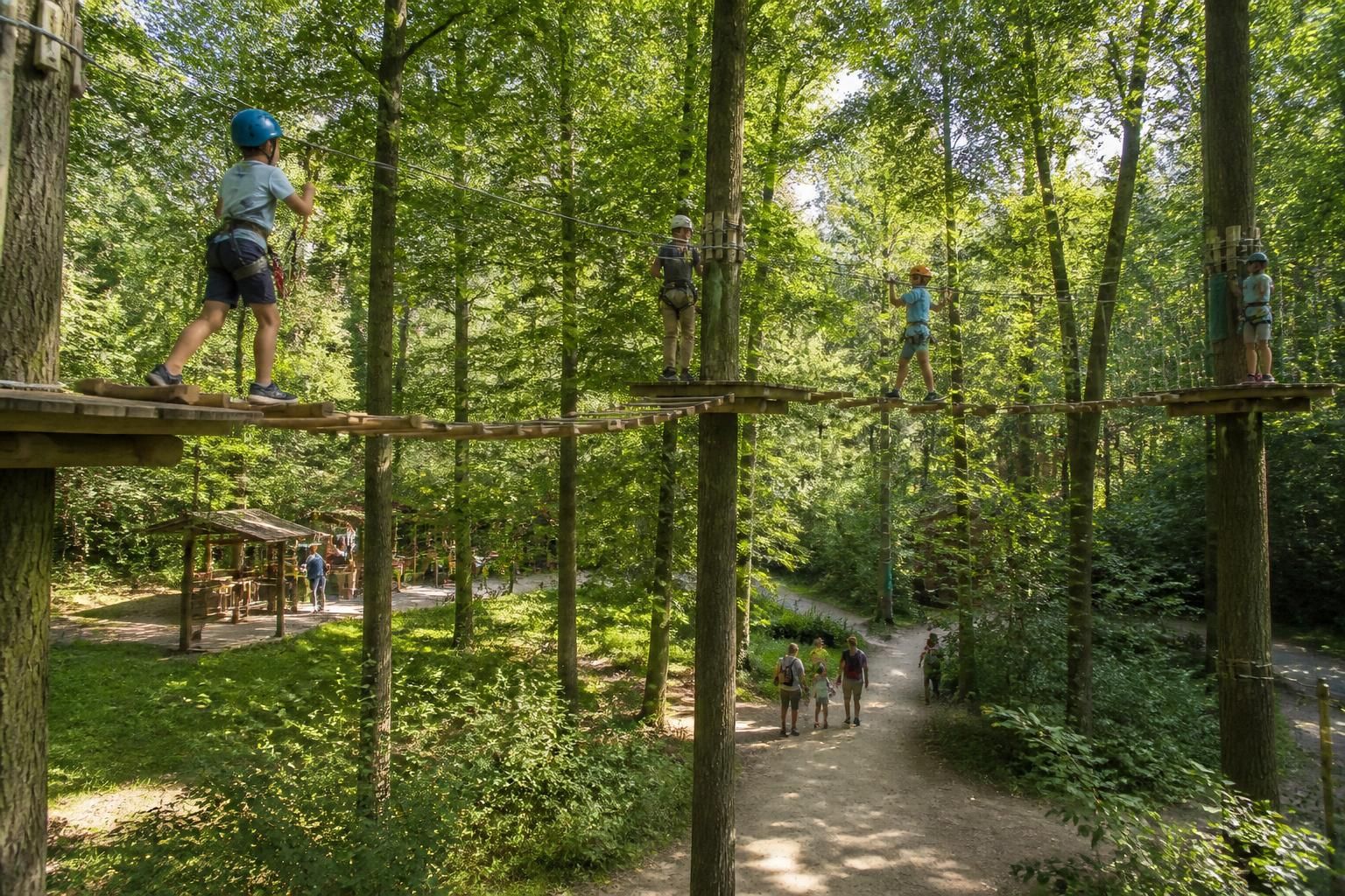 découvrez les meilleurs parcs d'accrobranche près de rennes pour vivre des aventures en pleine nature, adaptées à tous les âges et niveaux.