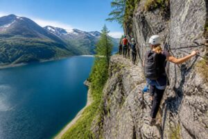 découvrez la via ferrata du rocher du vent, un parcours spectaculaire offrant des vues imprenables sur le lac de roselend. aventure et nature garanties pour tous les niveaux.